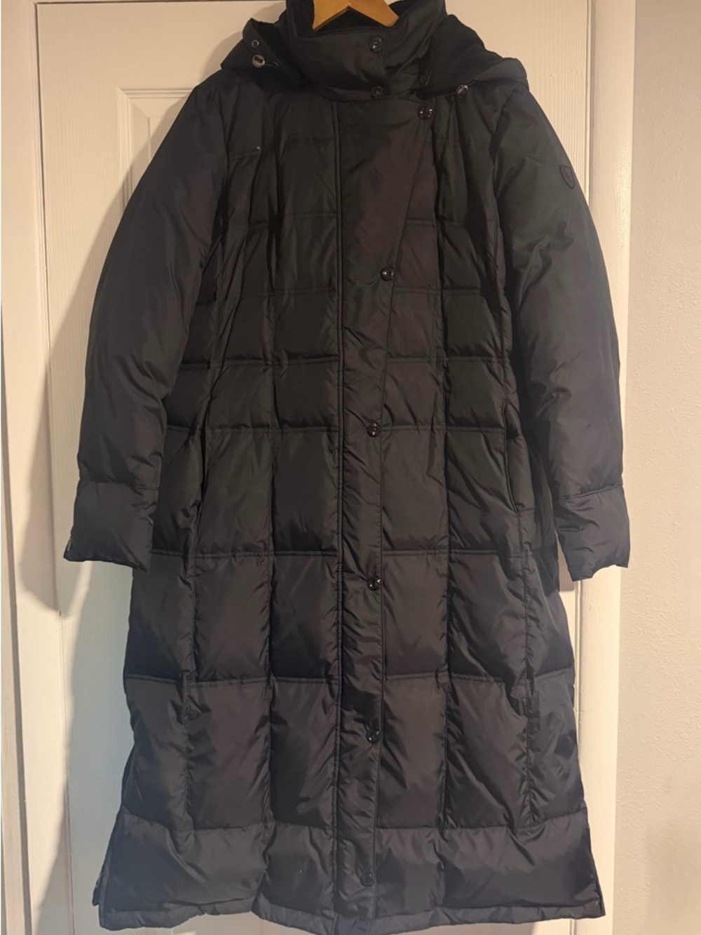 Larry Levine Black Long Quilted Puffer Coat with Hood